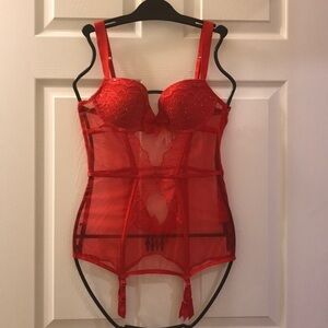 💖 Victoria’s Secret Lace Slip Garter Set Designer